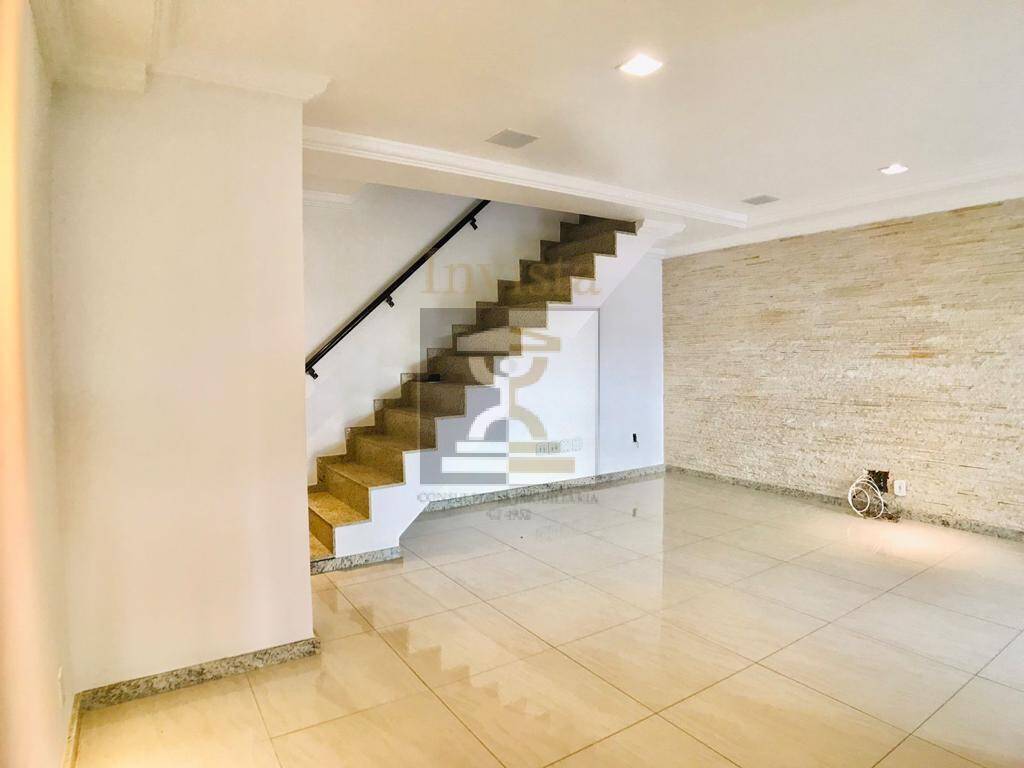 Cobertura à venda com 3 quartos, 250m² - Foto 6