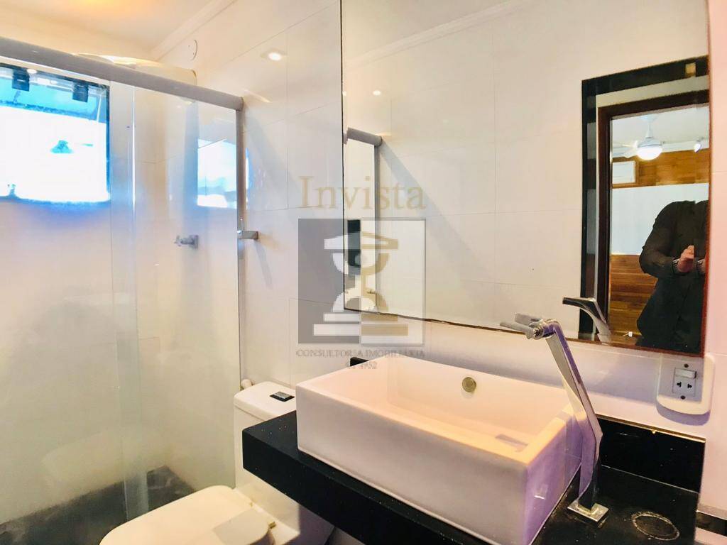 Cobertura à venda com 3 quartos, 250m² - Foto 15